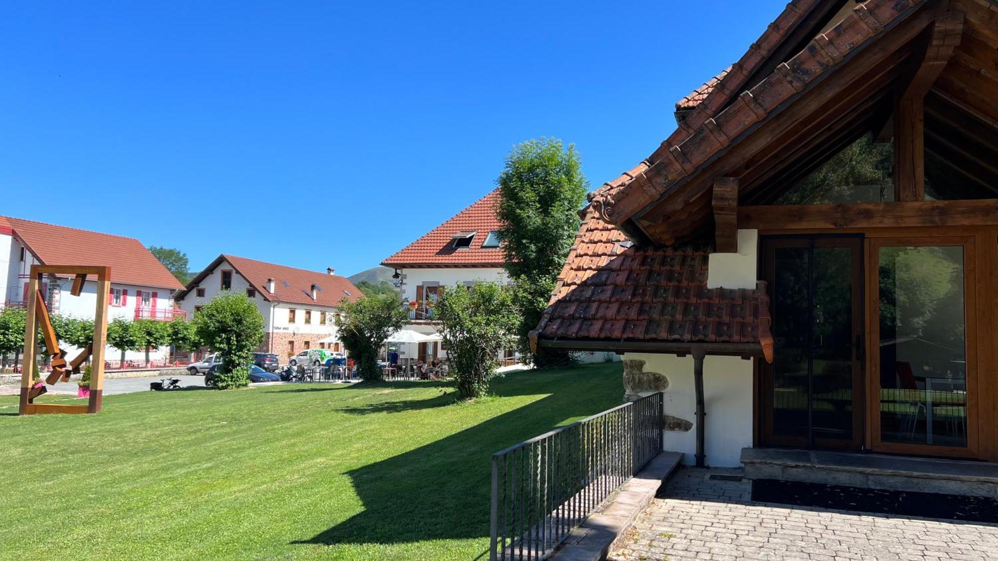 Casa Rural Roncesvalles Espinal-Auzperri Екстер'єр фото